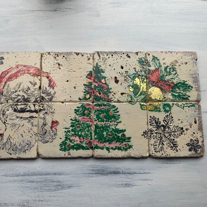 Untersetzer mit dem IOD Stempel Holly Jolly bestempelt.