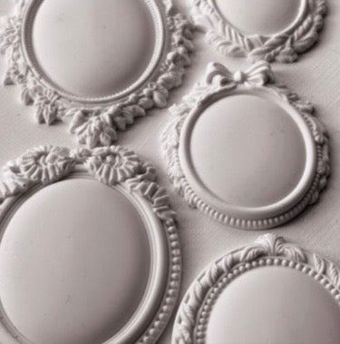 IOD Decor Mould Vintage Brooches erhältlich bei Countryside Colours