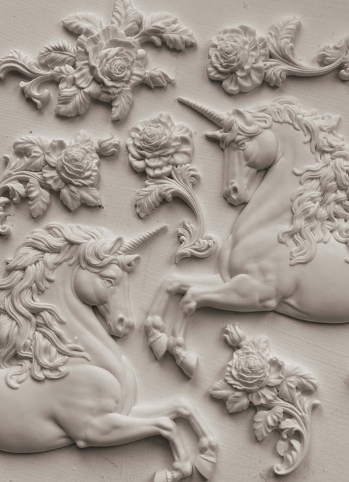 IOD Mould Unicorns erhältlich bei Countryside Colours