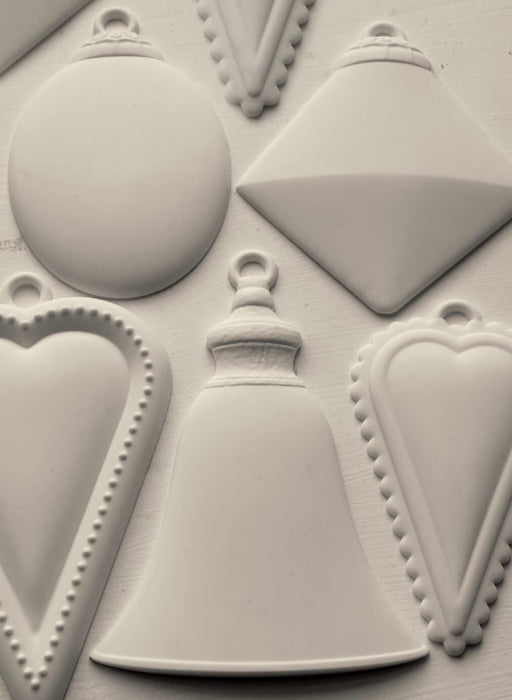 IOD Mould Bibelots 2 Limited Edition aus der neuen Weihnachtskollektion 2025 erhältlich bei Countryside Colours