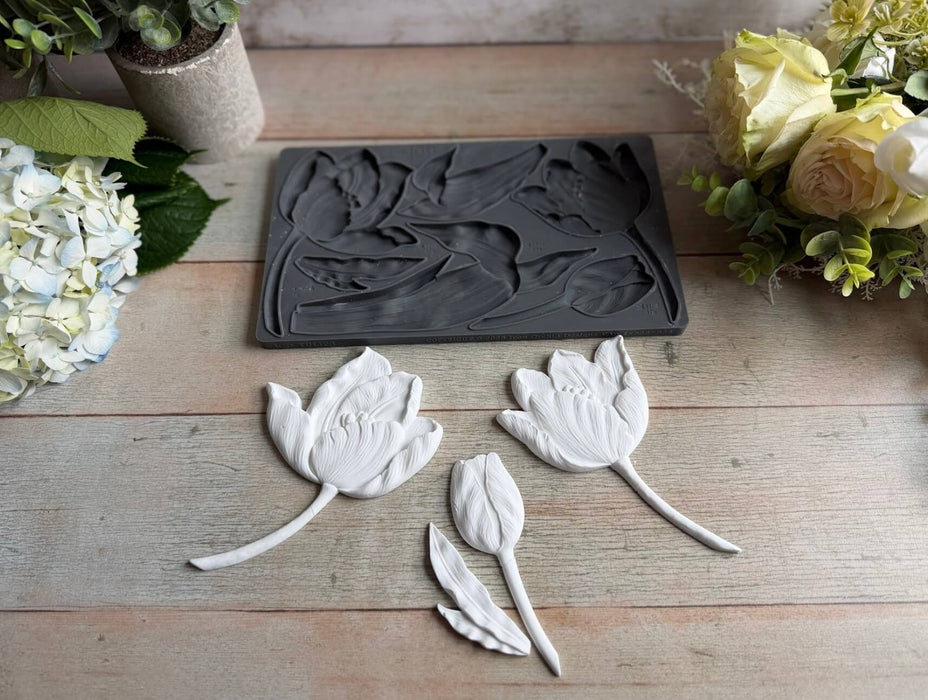 IOD Mould Tulips erhältlich bei Countryside Colours 