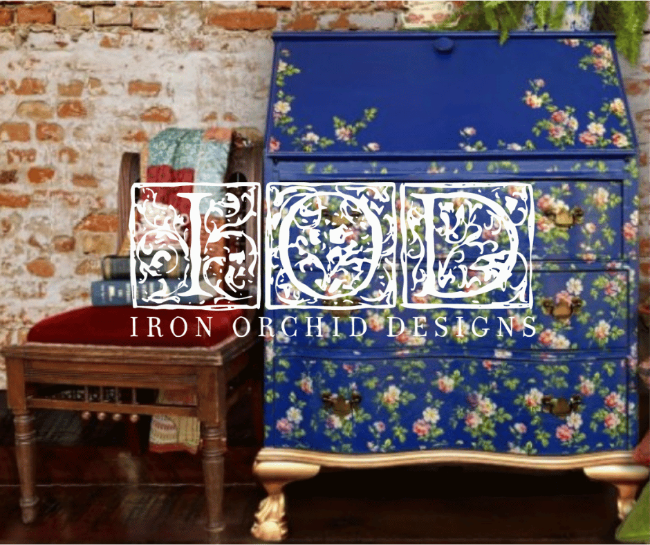 Iron Orchid Designs Sekretär mit Paint Inlay Rose Chintz erhältlich bei Countryside Colours