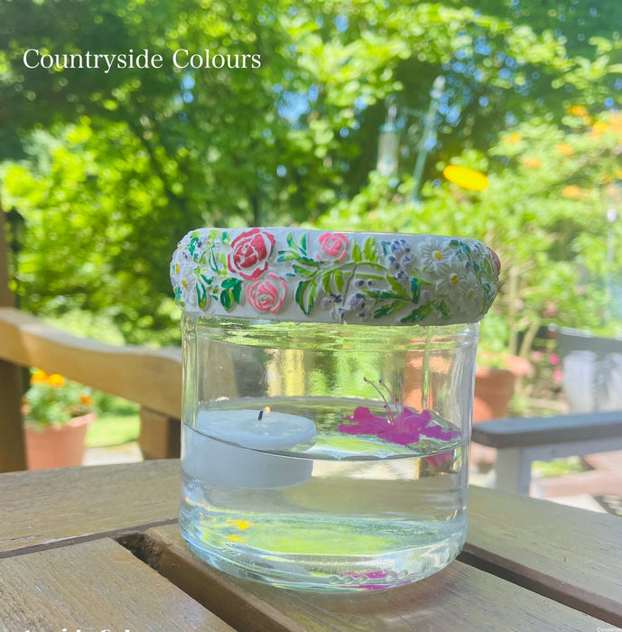 IOD Mould Trimmings 1 erhältlich bei Countryside Colours, hier als Abschluss für ein Schraubdeckelglas
